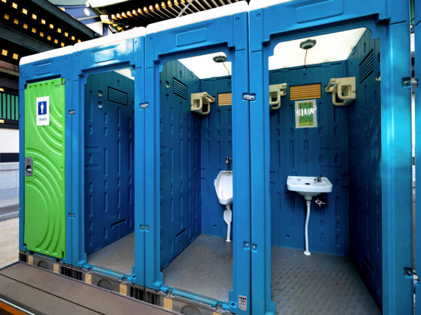 Best Portable restroom trailer rental  in Crooked Lake Park, FL